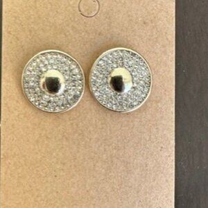 Classy Stud Gold/Silver Round Shaped Earrings for women